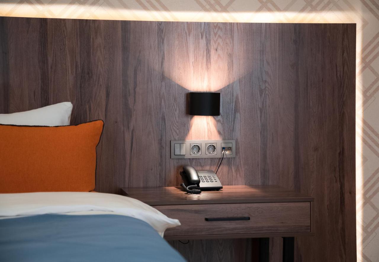 Wellness Hotel And Spa Tasjkent Exteriör bild